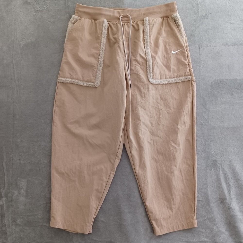 Nike Sz XL‎ Joggers Pants Sherpa Teddy Tapper Cropped High Rise Tan Relaxed Fit